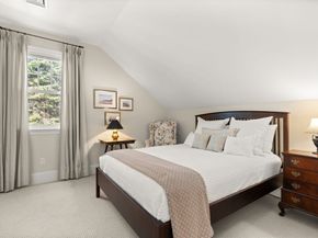 12 Fillmore Place 12, Weston MA 02493