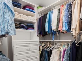 12 Fillmore Place 12, Weston MA 02493