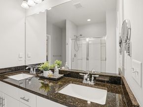 8 Jackson Dr 8, Upton MA 01568