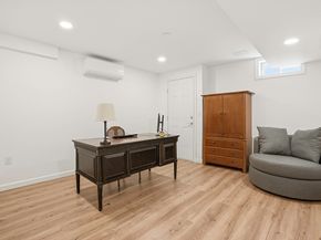 8 Jackson Dr 8, Upton MA 01568