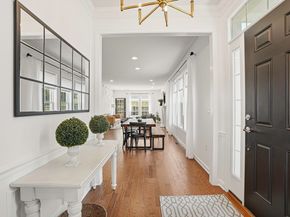 8 Jackson Dr 8, Upton MA 01568