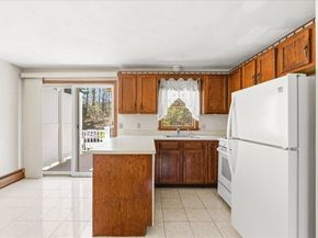 46 Willow Ridge Dr 46, Bridgewater MA 02324