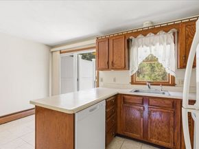 46 Willow Ridge Dr 46, Bridgewater MA 02324