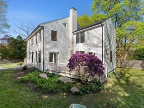 7 Garden Rd, Wellesley MA 02481