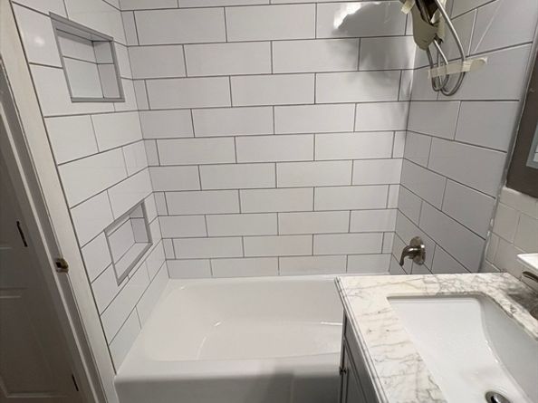 10 Coffey St 14, Boston MA 02122