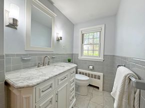 43 Sherburn Cir, Weston MA 02493