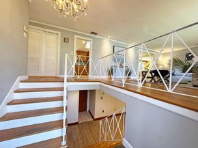 43 Sherburn Cir, Weston MA 02493