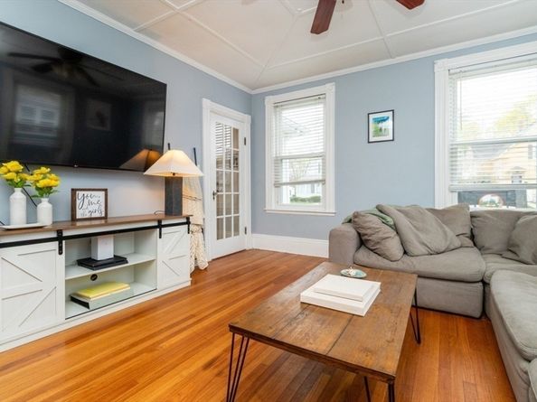 220 Crescent St, Rockland MA 02370