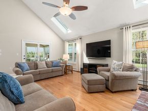 6 Berkshire St, Norfolk MA 02056
