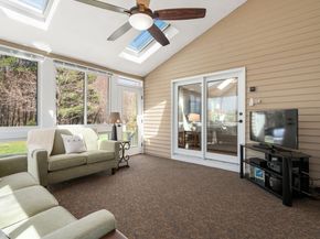6 Berkshire St, Norfolk MA 02056