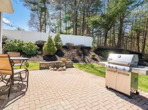 6 Berkshire St, Norfolk MA 02056