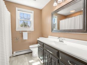 6 Berkshire St, Norfolk MA 02056