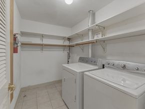 402 Ridgefield Cir D, Clinton MA 01510