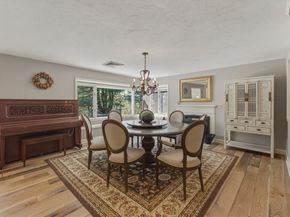402 Ridgefield Cir D, Clinton MA 01510