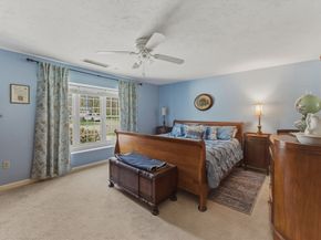 402 Ridgefield Cir D, Clinton MA 01510