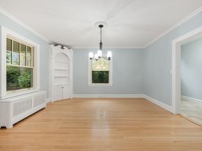 320 Quinobequin Rd, Newton MA 02468