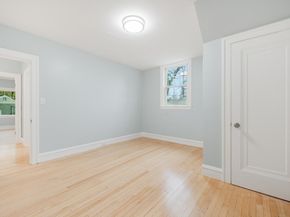 320 Quinobequin Rd, Newton MA 02468