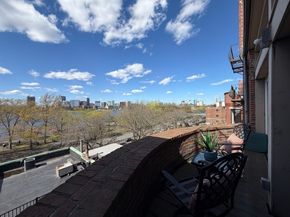 414 Beacon St PH4, Boston MA 02115