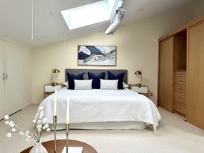 414 Beacon St PH4, Boston MA 02115