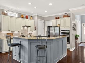 23 Woodsong, Plymouth MA 02360
