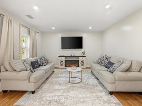 423 Bedford St, Lexington MA 02420