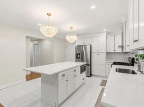 423 Bedford St, Lexington MA 02420