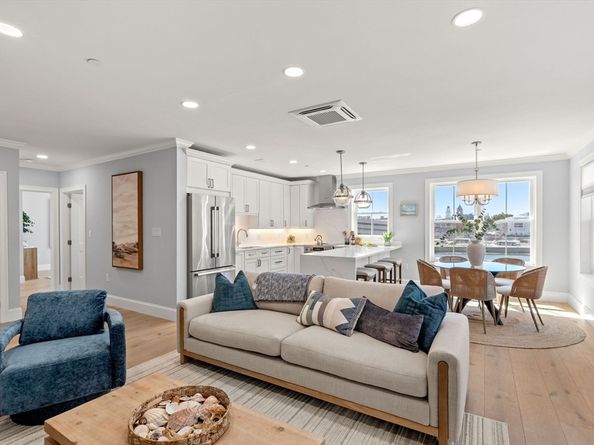 16 Franklin Street 2401, Salem MA 01970