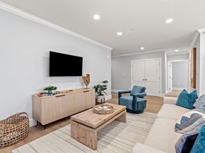 16 Franklin Street 2401, Salem MA 01970