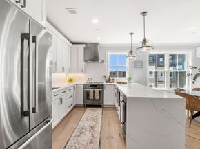 16 Franklin Street 2401, Salem MA 01970