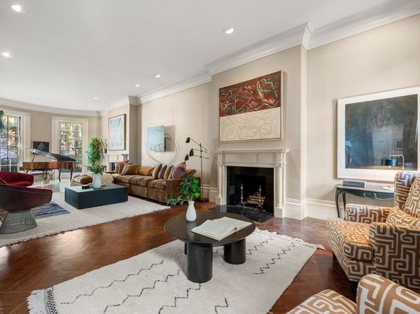 22 Louisburg Square, Boston MA 02108