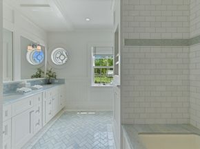 5 Bare Cove Ln, Hingham MA 02043