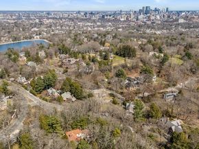 342 Warren St, Brookline MA 02445