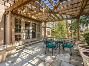 342 Warren St, Brookline MA 02445