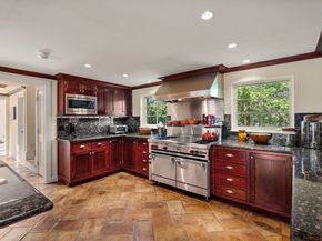342 Warren St, Brookline MA 02445