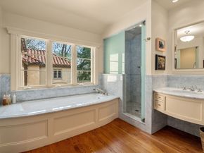 342 Warren St, Brookline MA 02445