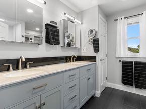 21 Leggs Hill Road, Marblehead MA 01945