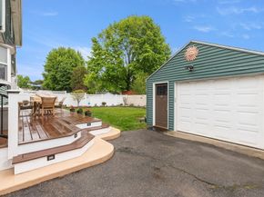 21 Leggs Hill Road, Marblehead MA 01945