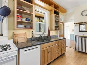 26 Hamlet St 1, Somerville MA 02143