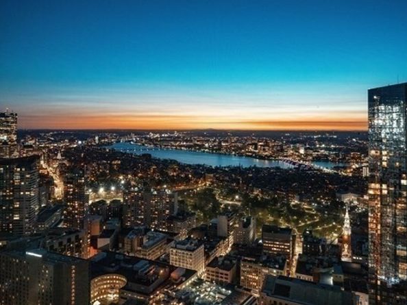 240 Devonshire Street 4702, Boston MA 02110