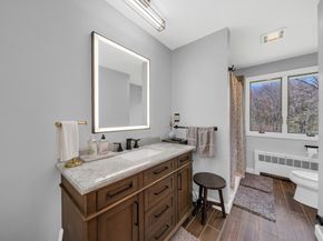 14 October Ln, Weston MA 02493