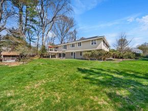 14 October Ln, Weston MA 02493