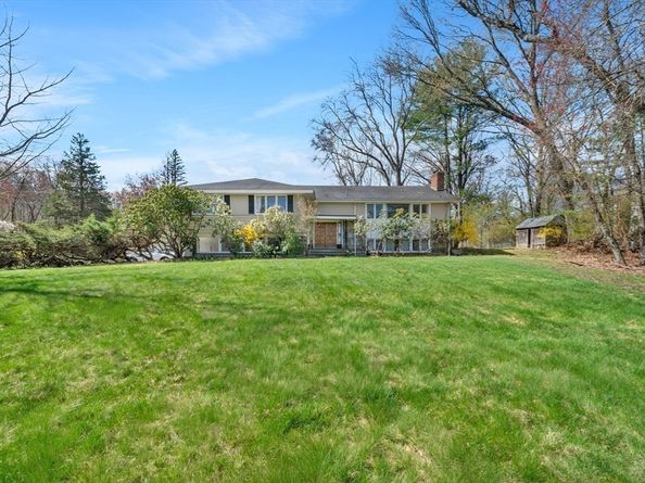 14 October Ln, Weston MA 02493