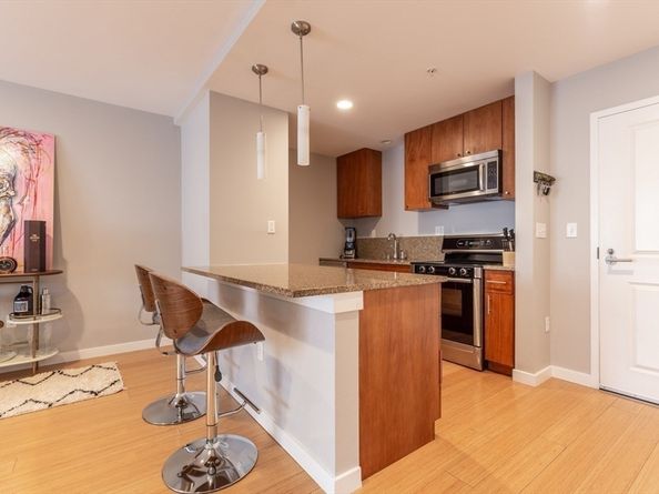 16 Miner St 306, Boston MA 02215
