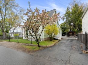 53 Henderson St, Arlington MA 02474