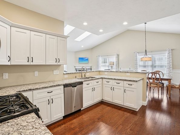 117 Rogerson Xing 117, Uxbridge MA 01569
