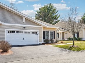 117 Rogerson Xing 117, Uxbridge MA 01569
