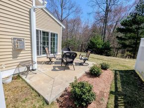 117 Rogerson Xing 117, Uxbridge MA 01569