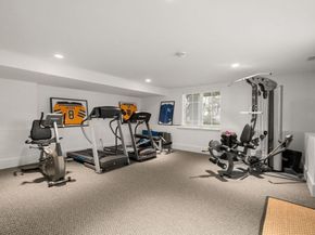 11 Mosley Road, Newton MA 02459