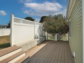 15 Clark Rd, Ipswich MA 01938