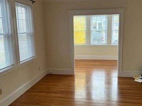 105-107 Warwick Rd, Newton MA 02465